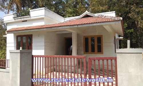 House for Sale in Alathoor