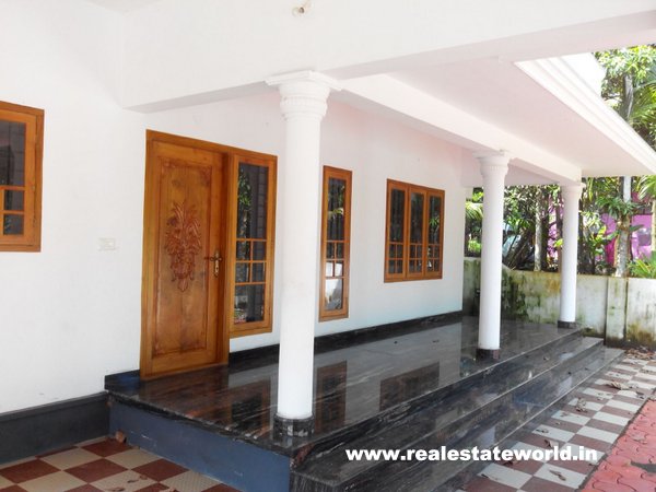 kerala_real_estate_ad44361126IM.jpg